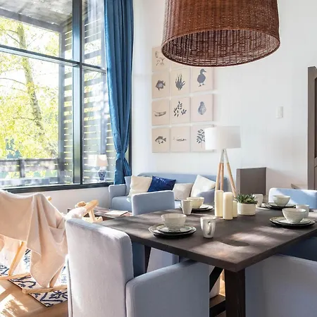 Prázdninový dům Elegant 6-person Mansion