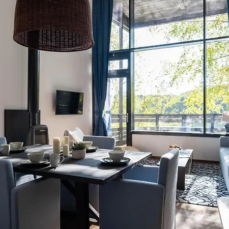 Elegant 6-person Mansion Prázdninový dům *