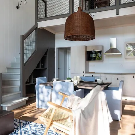 Elegant 6-person Mansion Antoing