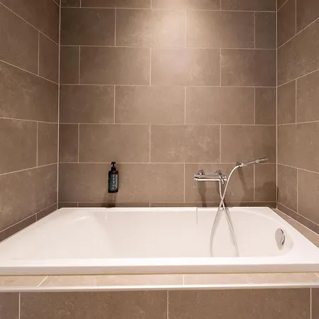 Prázdninový dům Elegant 6-person Mansion Antoing