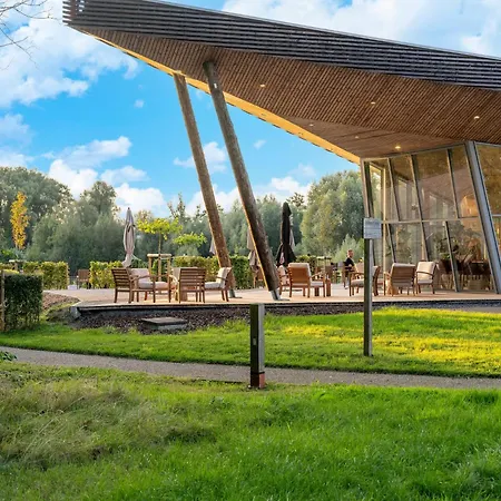 Elegant 6-person Mansion Prázdninový dům
